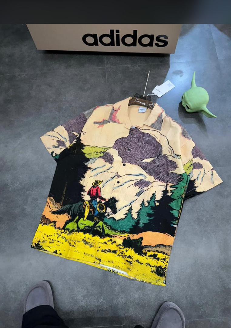 Bright colored short sleeves T-shirts