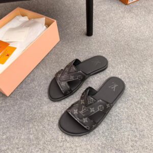 Premium men slippers